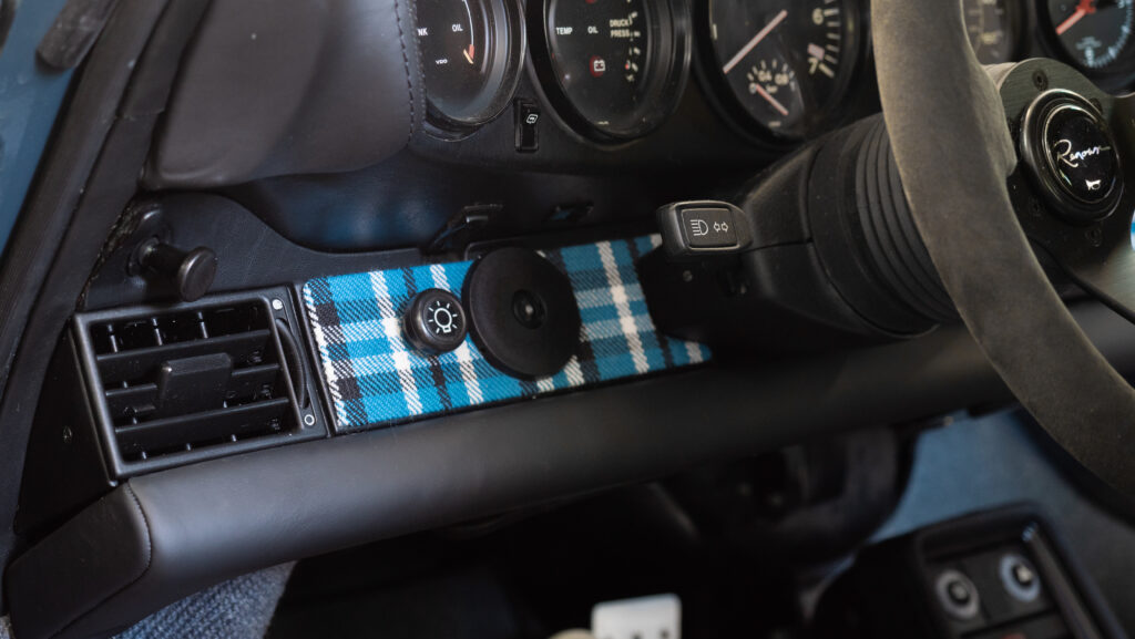 custom Porsche 911 interior